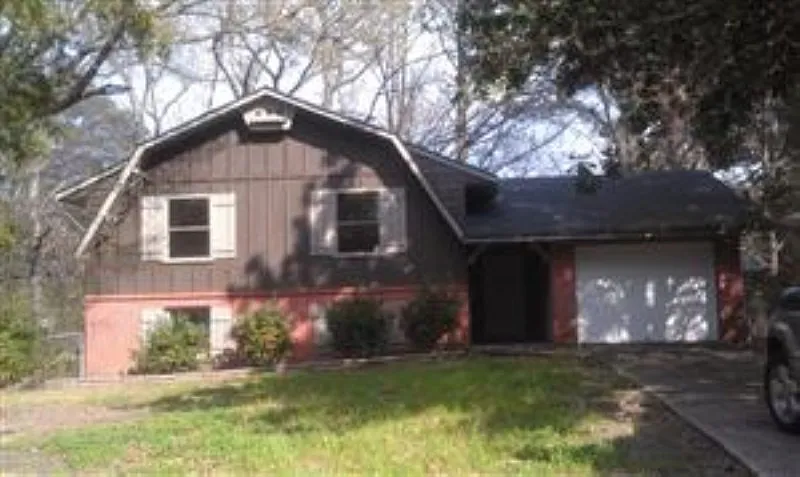 6740 Gano Dr photo 1