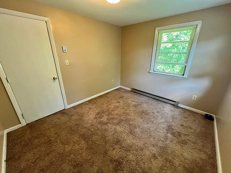 22 Hadley Road — Photo 12