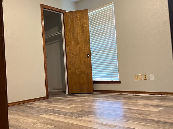 5th image of 1125 Harvest Hill Cir