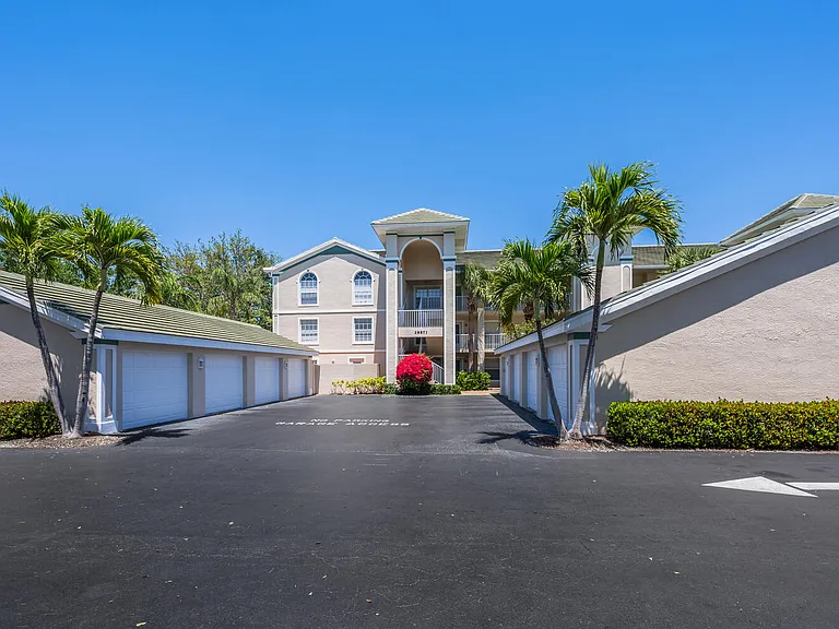 28871 Bermuda Lago Ct — Photo 39