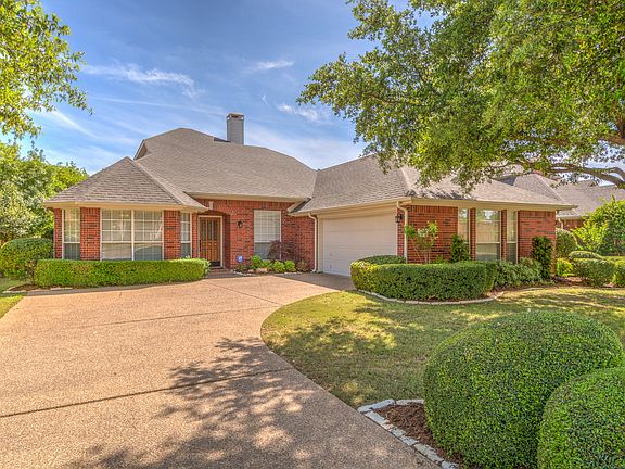 2nd image of 1405 Pebble Creek Dr
