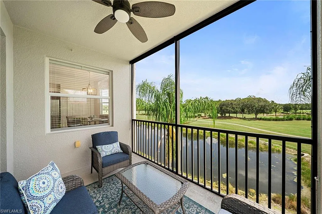 2 bed, 2.0 bath, 1232 sqft, $4,500 — Photo 2