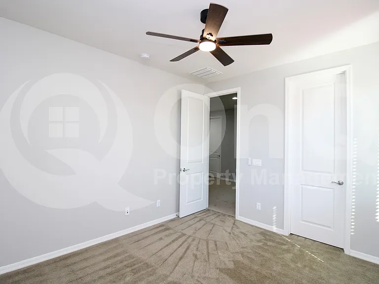 4146 E Glacier Pl — Photo 15