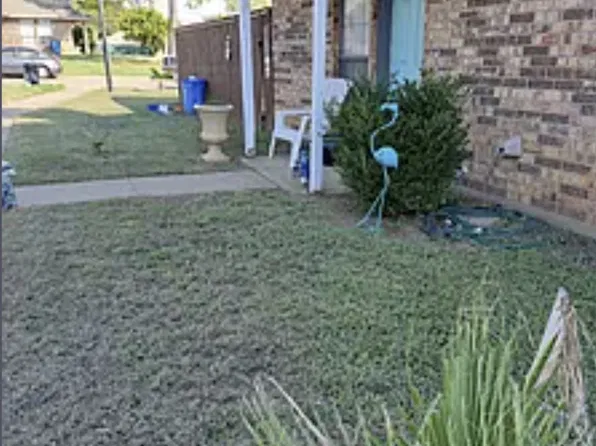 109 Peachtree Ct APT B, Kennedale, TX 76060