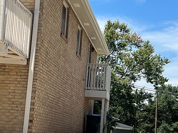 4th image of 2977 Whispering Hills Dr #2977