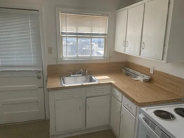 2703 Stetson Ave #2703 STETSON AVENUE — Photo 9