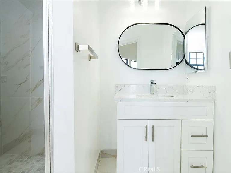 505 Lotus Ln — Photo 13