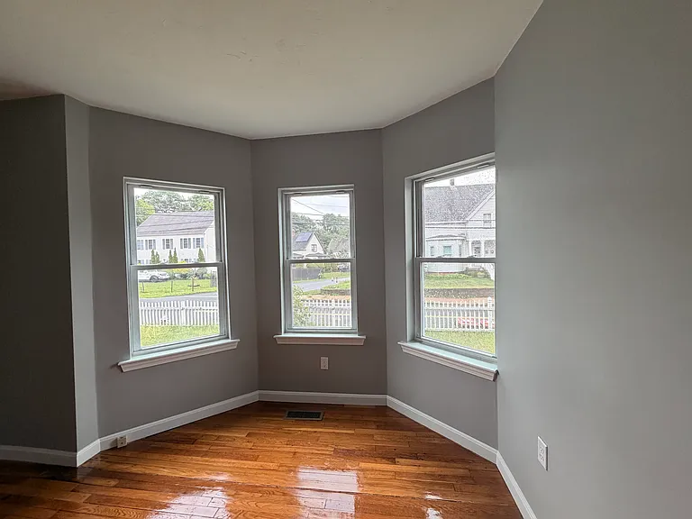 48 Hovendon Ave #1 — Photo 1