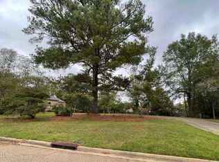 102 Green Dr #22, Jackson, MS 39211