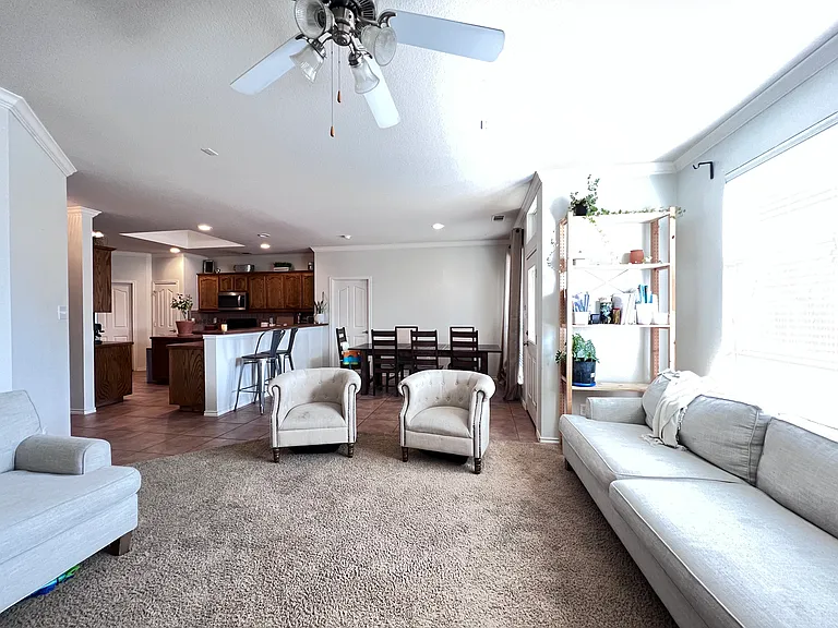 6441 Payton Dr — Photo 9