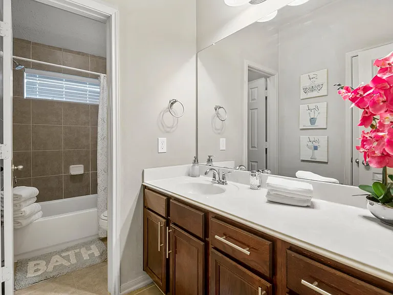 21930 Cascade Hollow Ln — Photo 12