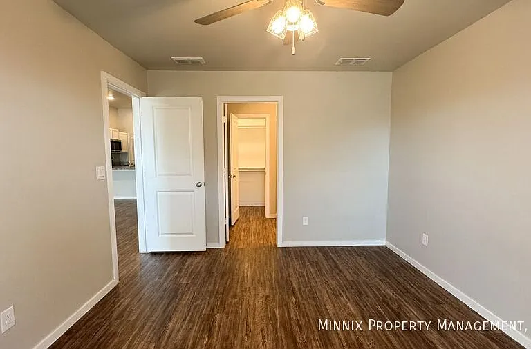 2101 N Jayton Ave #A — Photo 10