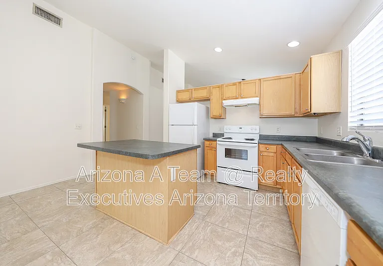 2868 W Simplicity Dr — Photo 5
