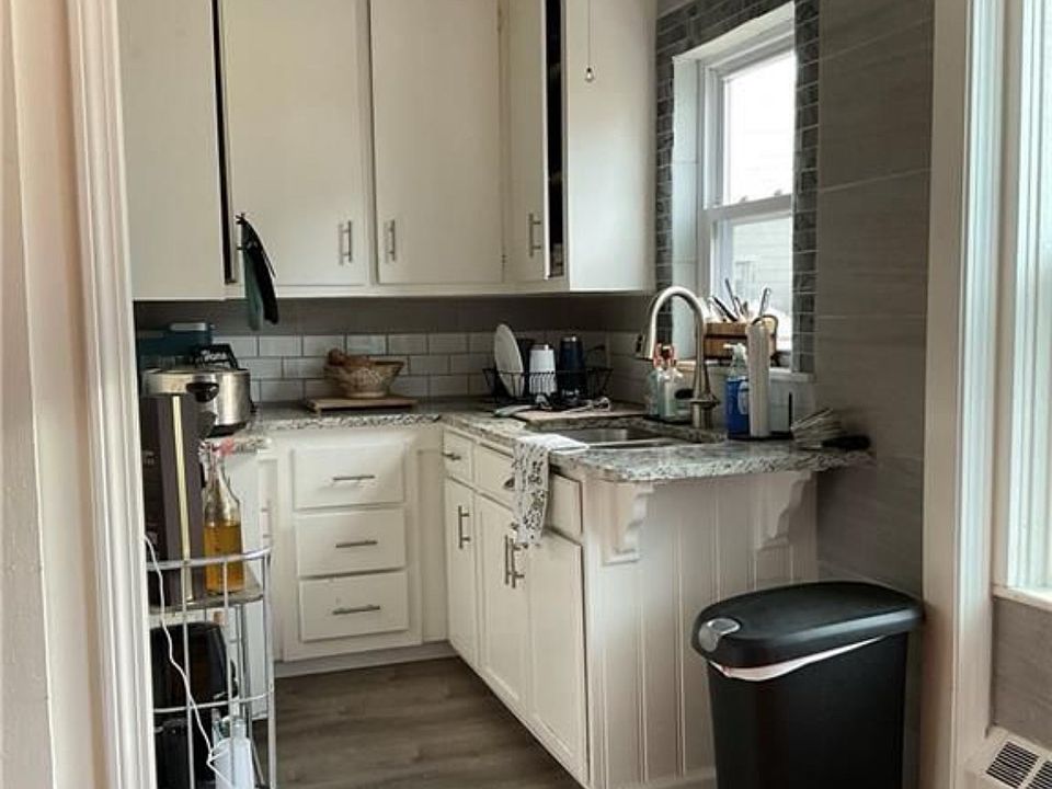1st image of 87-89 Mechanic St #2