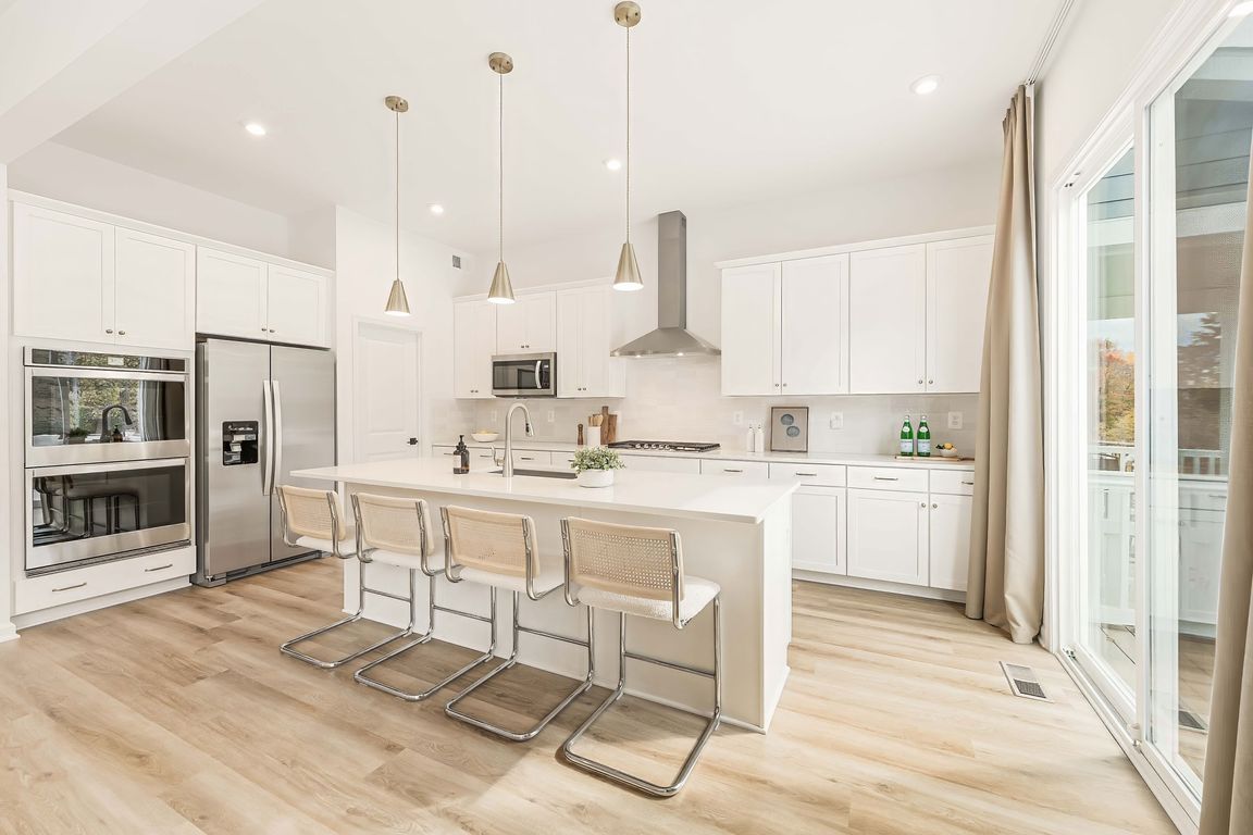 next background image