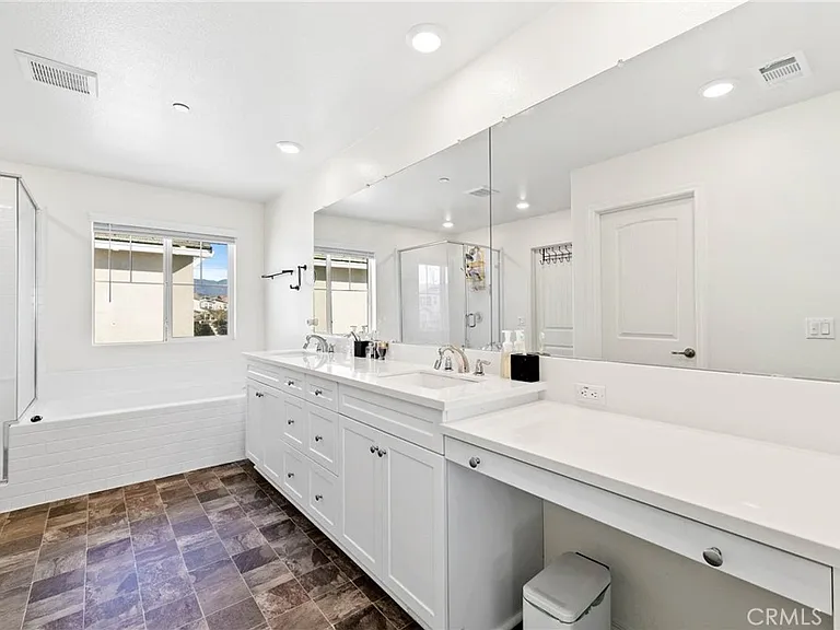 16746 Stags Leap Ln — Photo 24