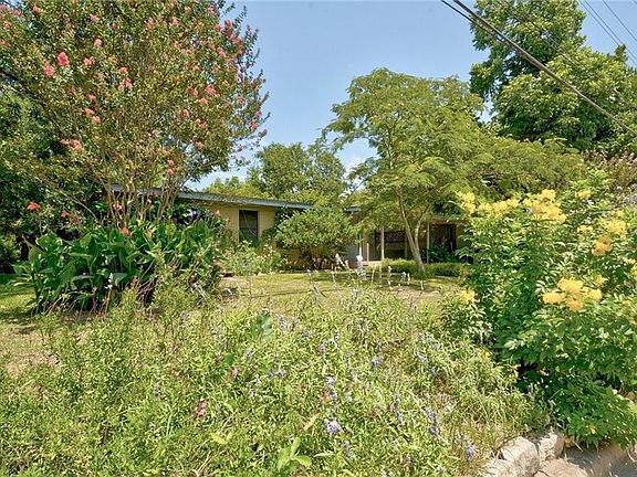 5th image of 4410 Mount Vernon Dr