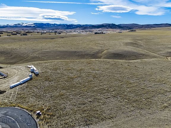 4th image of 19 Sharon Rose Rd