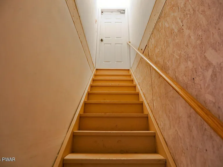 110 Stallion Dr — Photo 215