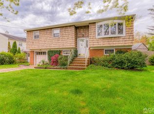 23 Diane Ave, Old Bridge, NJ 08857