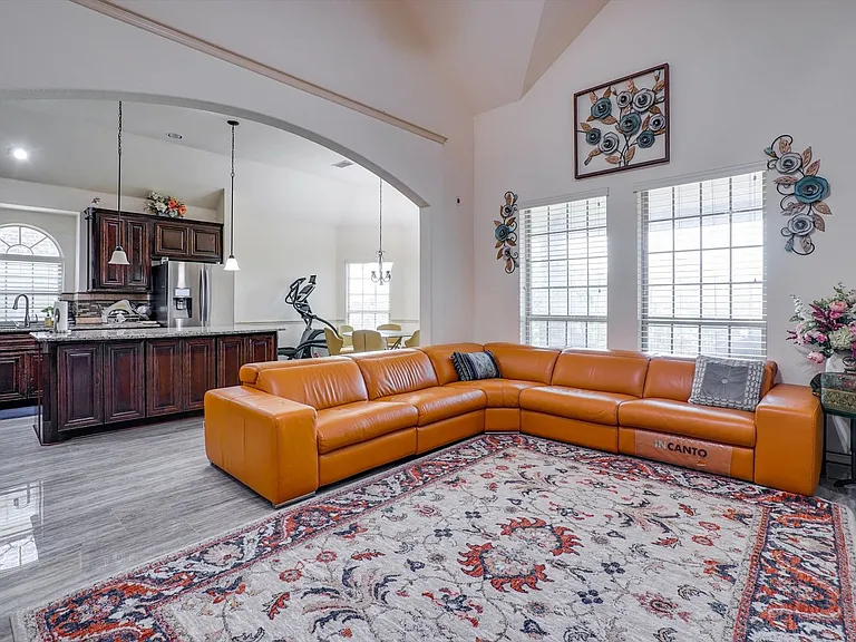 13704 Blueberry Hill Dr — Photo 7