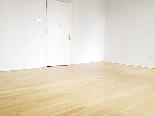 Rented by Corcoran | media 61