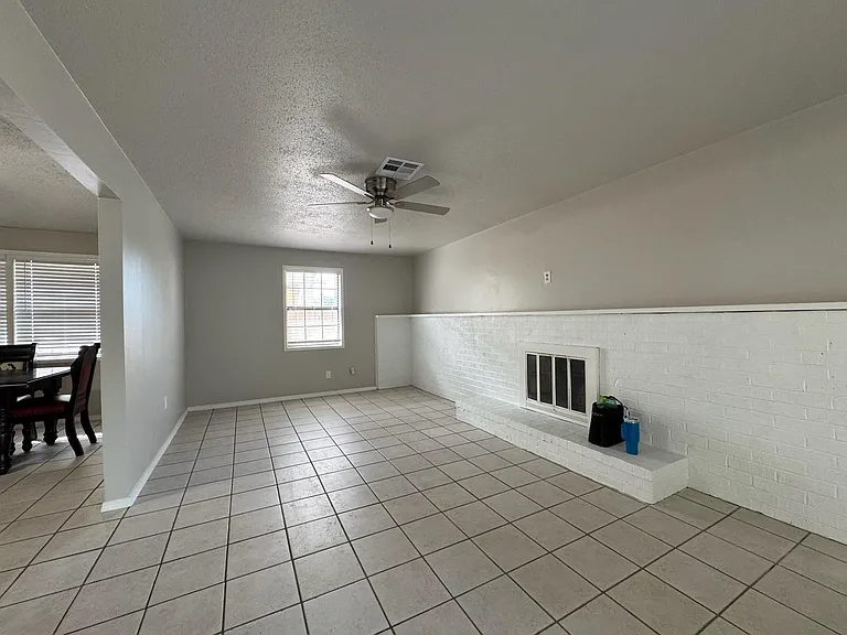 3114 Kleinmann Ave — Photo 8