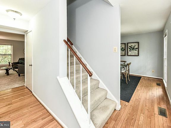 3rd image of 9691 Scotch Haven Dr