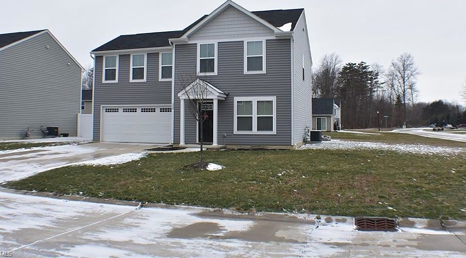 1st image of 220 Emily Dr #31