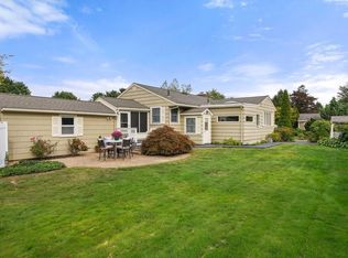 1 Autumn Cir, Canton, MA 02021