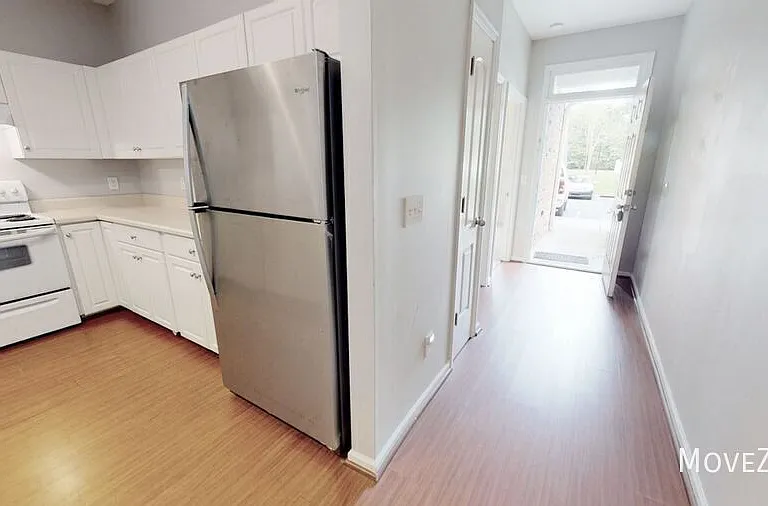 955 Downey Branch Ln — Photo 16