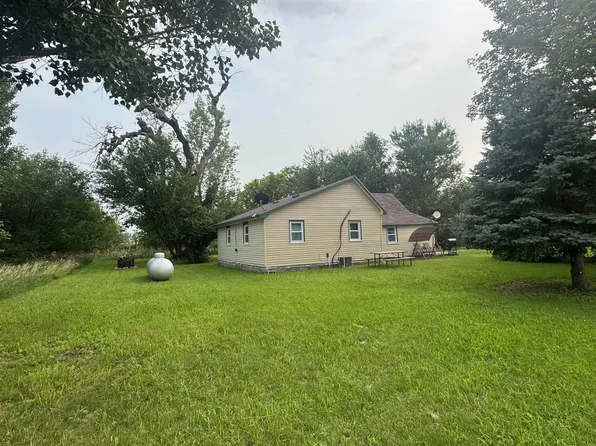 13123 140th St, Sloan, IA 51055