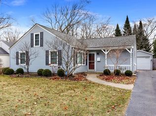 1535 Church St, Northbrook, IL 60062