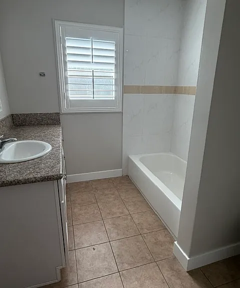 8363 Sargent Ave #E — Photo 8