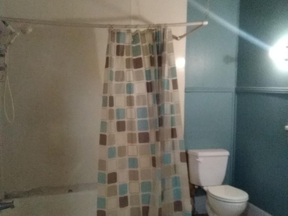 2nd image of 738 1st St SW APT 2