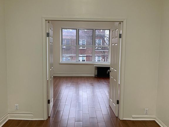 living room with separated dinning area