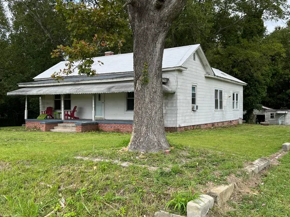 6381 Nc 111, Macclesfield, NC 27852