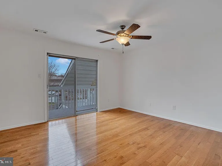 111 Park Pl — Photo 19