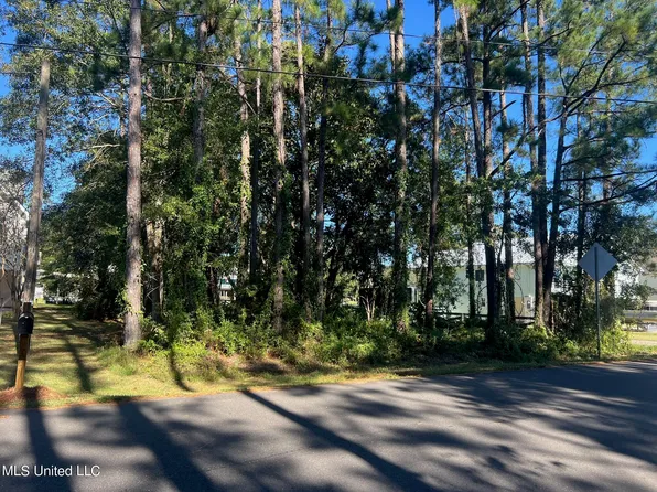 Pontiac Dr Lot 9, Kiln, MS 39556