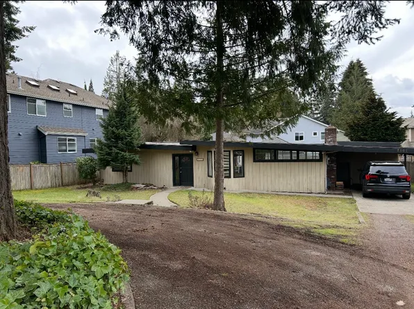 7561 126th Ave NE, Kirkland, WA 98033
