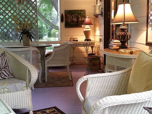 4th image of 318 Curtis Ave