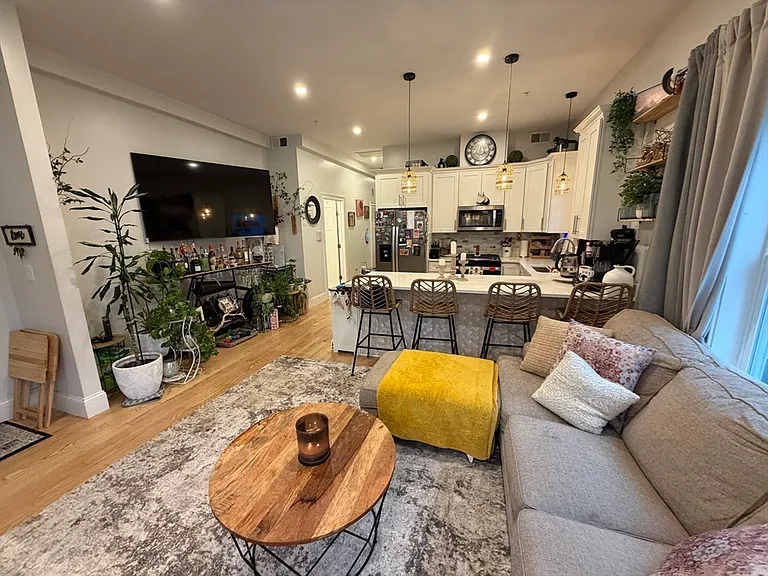28 Browning Ave #2 — Photo 1
