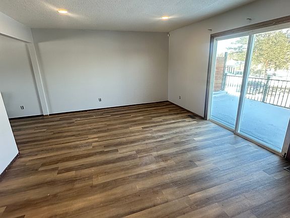 4th image of 5688 Brookdale Dr N