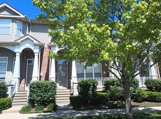6073 River Bend Dr, Lisle, IL 60532