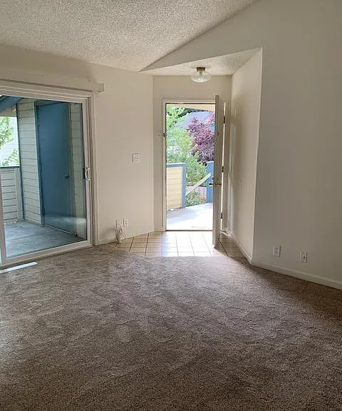 46606 Winema Cmn — Photo 3