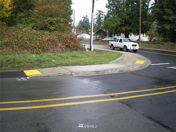 3rd image of 1415 Lots Augusta Avenue