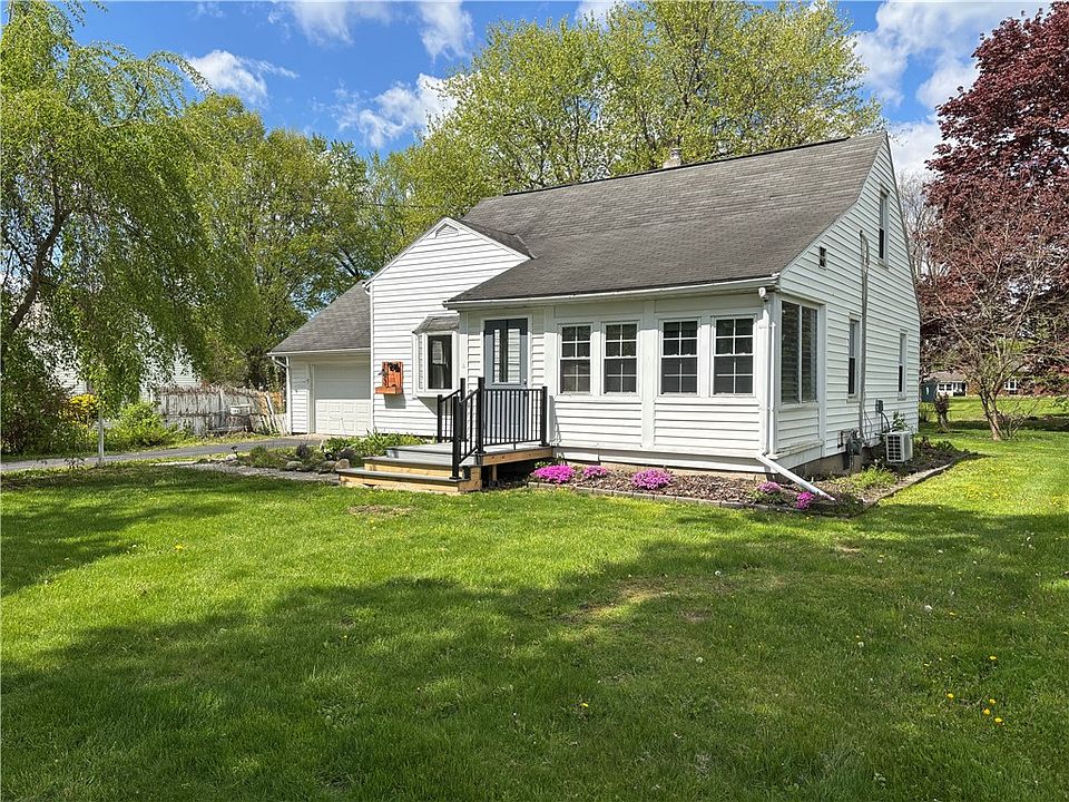 1st image of 163 Ridge Rd