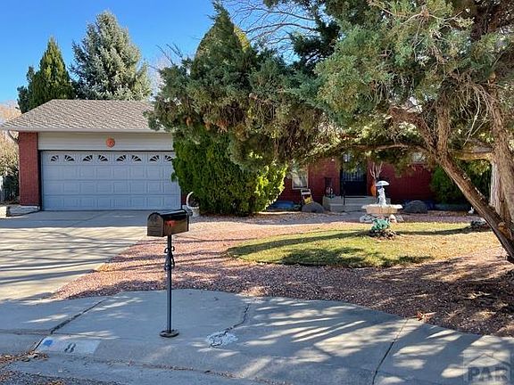 3rd image of 8 Newpark Ln