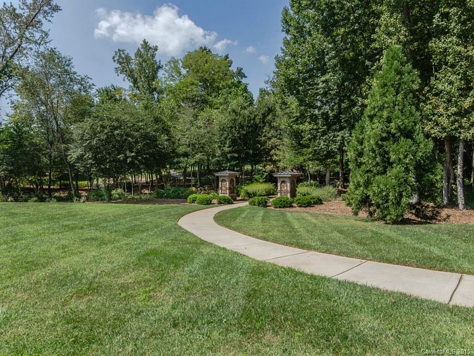 2nd image of 6135 Long Stirrup Ln #108