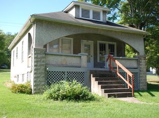 1706 Midland Trl, Covington, VA 24426